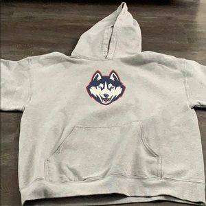 UCONN Huskies sweatshirt